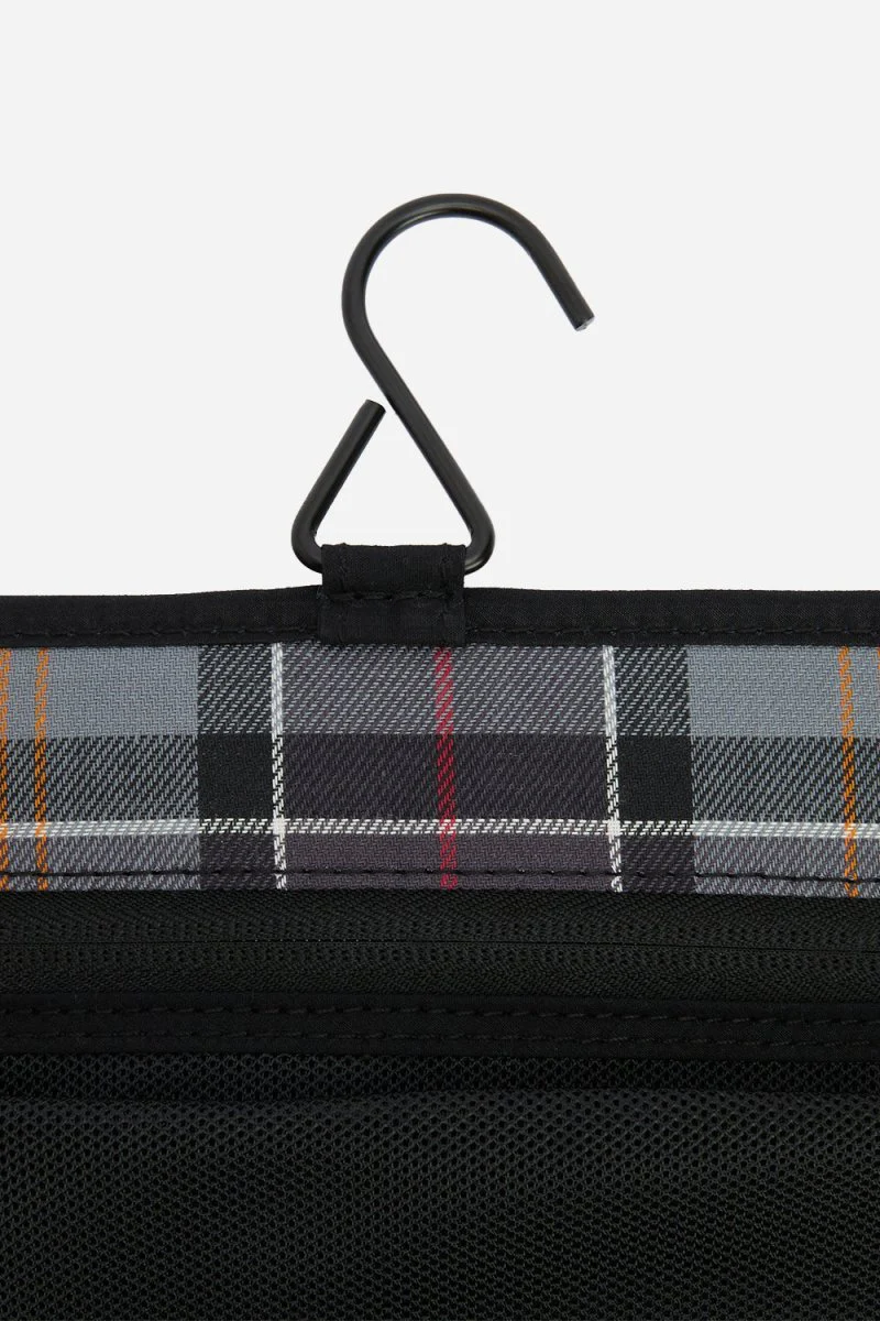 Barbour Transport Hanging Washbag (Black) - Image 8