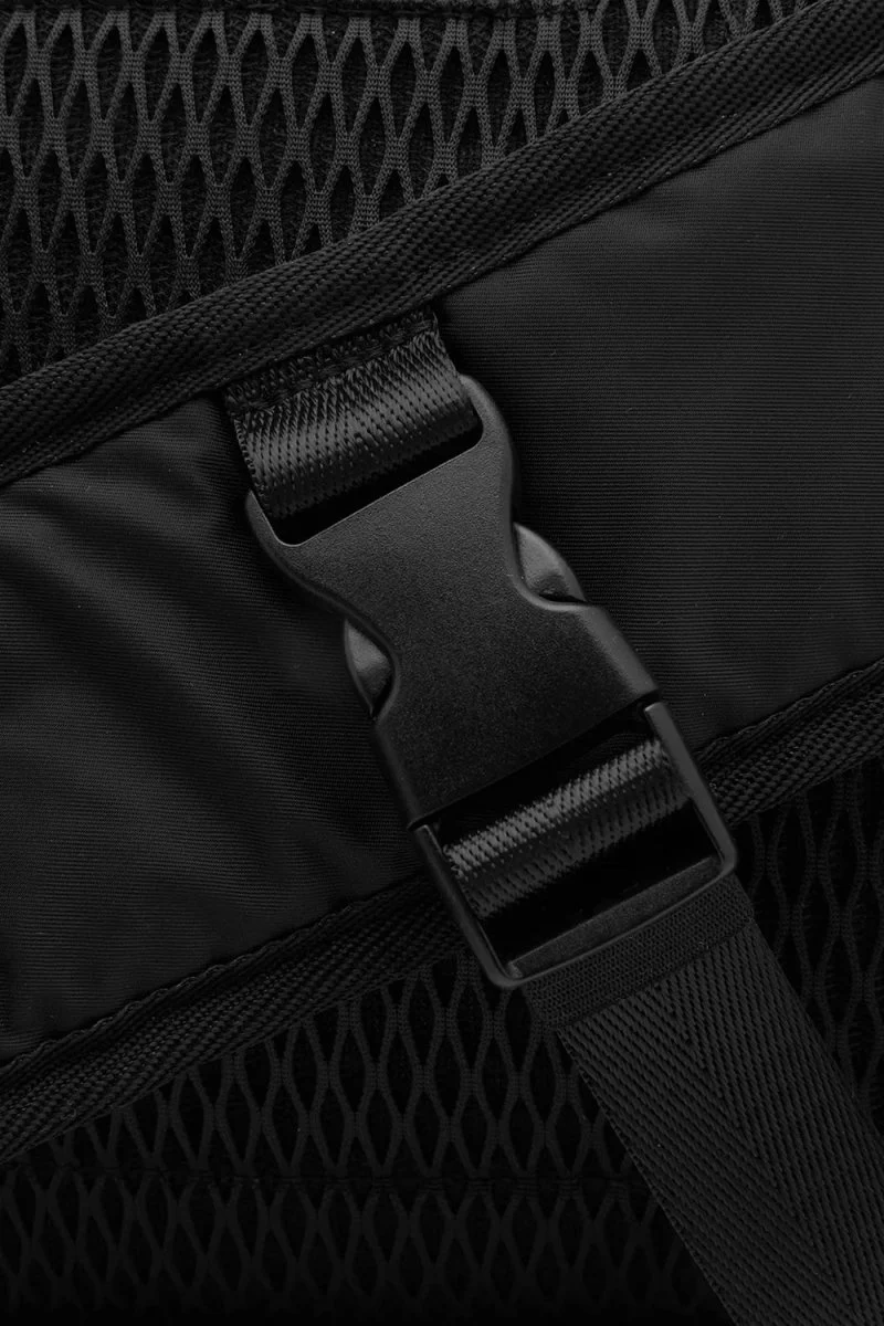 Indispensable IDP Sling Bag Snatch Econyl (Black) - Image 8