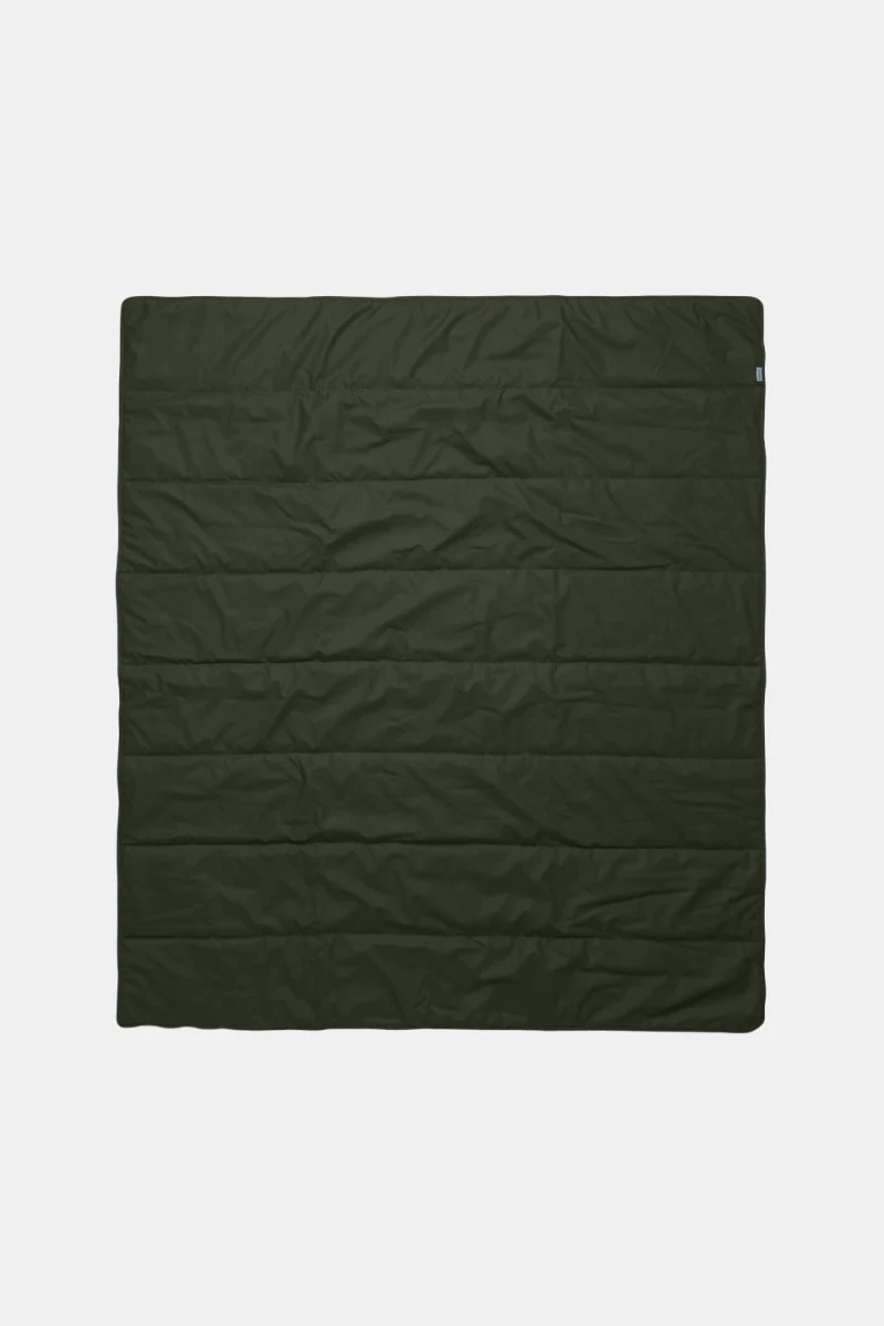 Rains Waterproof Quilted Packable Blanket (Green) - Image 7