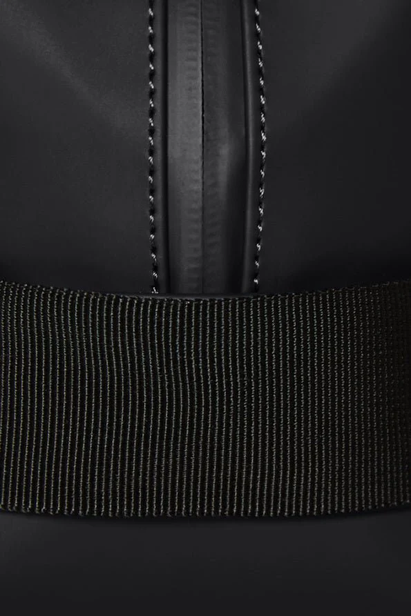 Rains Small Toiletry Wash Bag (Black) - Image 4