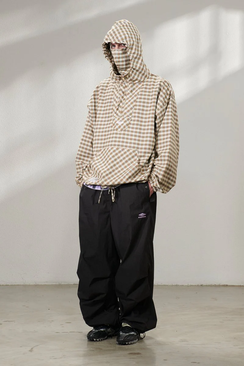 Umbro Masked Hood Plaid Shirt (Brown Beige) - Image 5