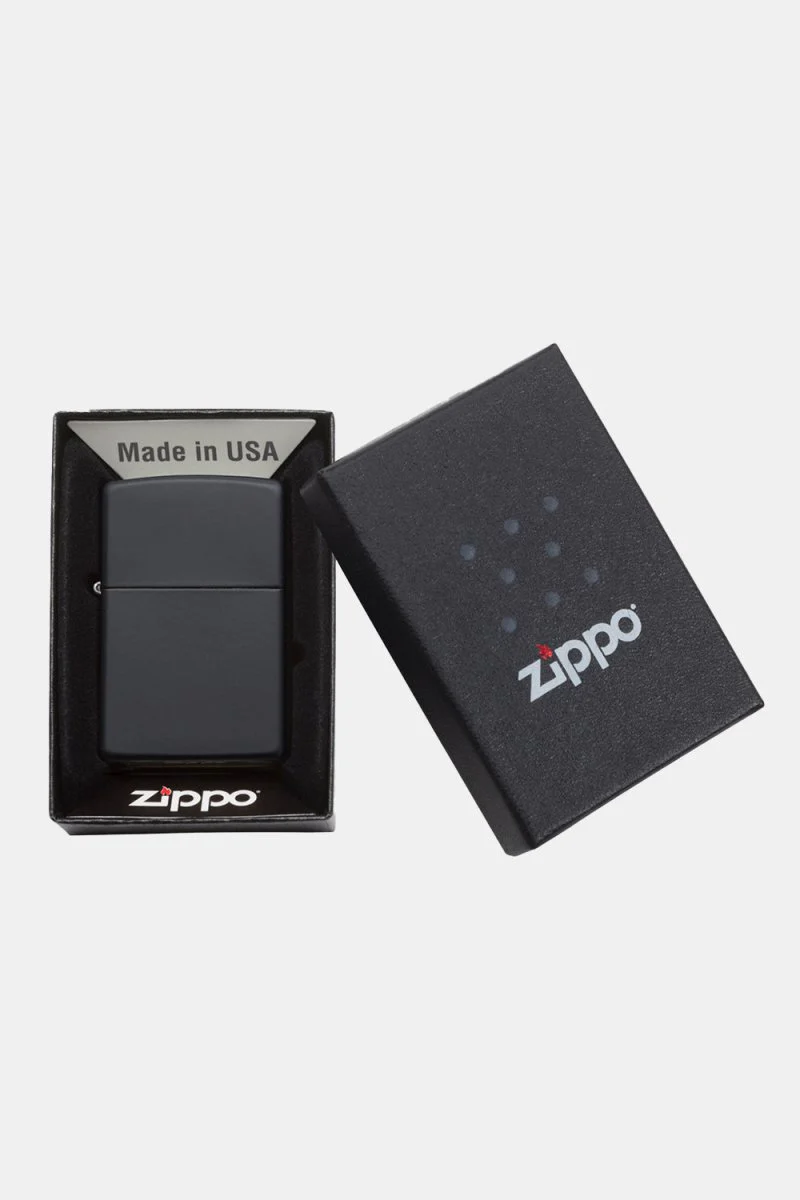 Zippo Classic Lighter (Black Matte) - Image 3