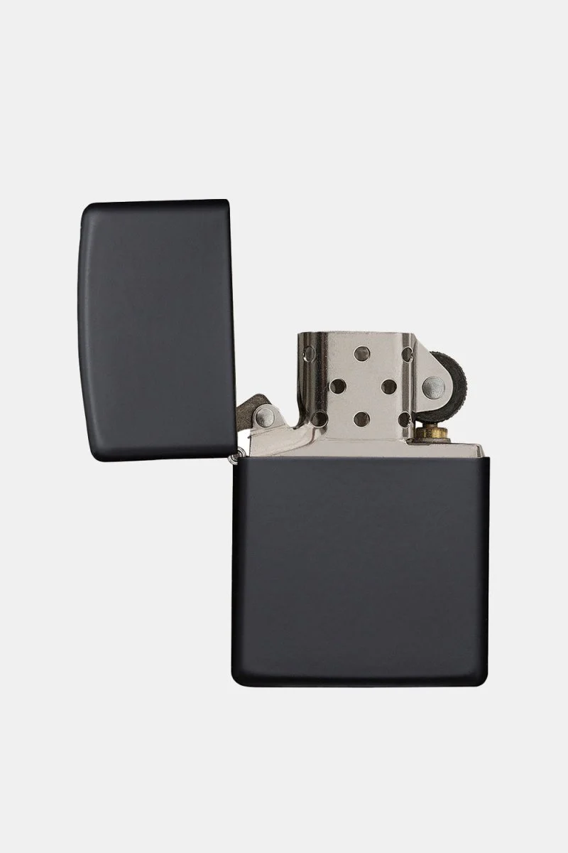 Zippo Classic Lighter (Black Matte) - Image 4